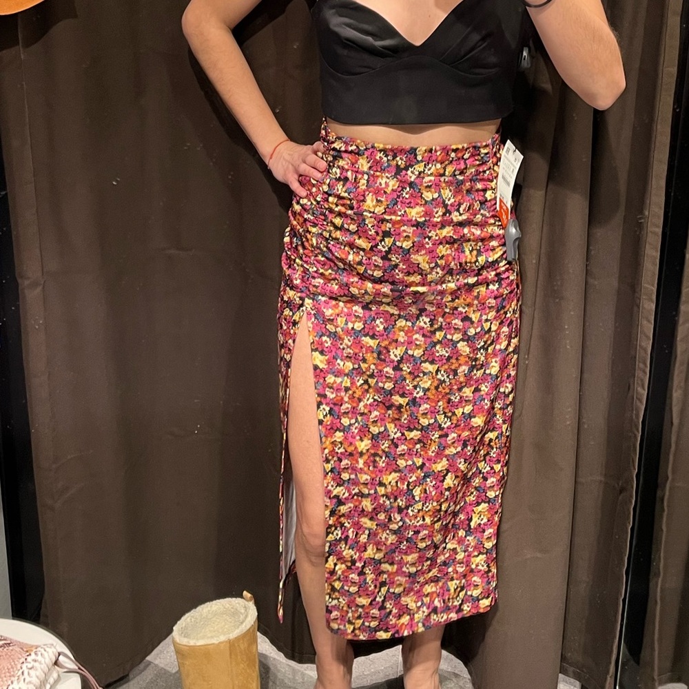 High waisted midi skirt